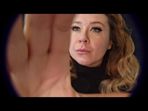 HYPNOTIC ASMR & REIKI: Scooping & Finger Fluttering