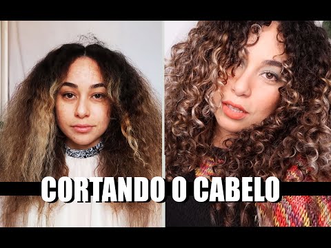 COMO CORTAR CABELO CACHEADO SOZINHA! MUITO FÁCIL😍