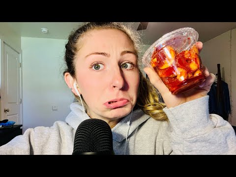 ASMR// EATING CHAMOY GUMMIES!💋🤔🤢🥵😋