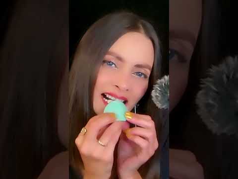 🔥 Los MOUTH SOUNDS MÁS INTENSOS en 30s 🤯💋 | ASMR  | ASMR en ESPAÑOL #short #shorts #asmr