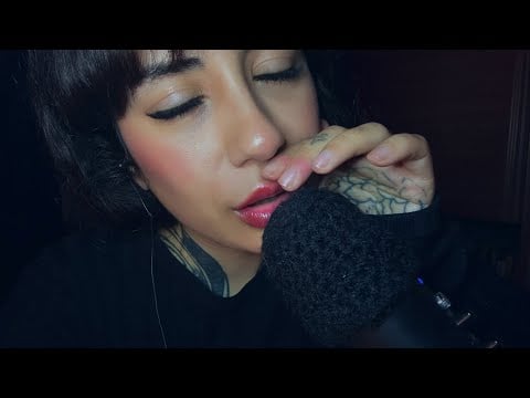 ASMR Contandote algunos Secretos ✨ INAUDIBLE