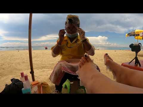 Limpieza callejera de talones🦶¡Dejó mis pies como nuevos! 😲 *ASMR relajante*
