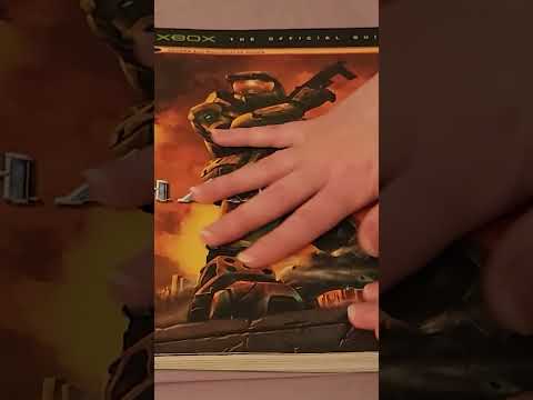 Flipping through Halo 2's guidebook part 2 ✨🚀