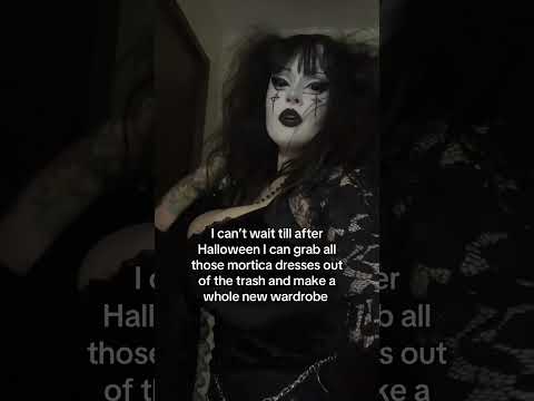 Finding a gothic wardrobe