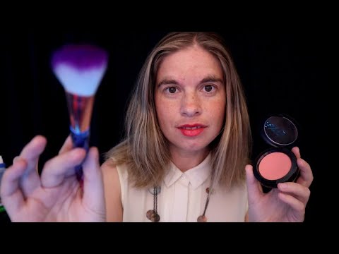 Roleplay ASMR -  POV Ton amie te maquille