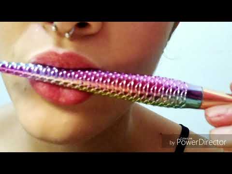 ASMR 🎧 - PINCEL NA 💋