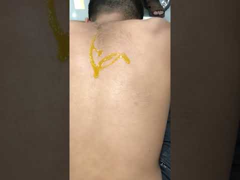 ASMR Back Massage #lahoribarber #backmassage #barbershop #lowerbodymassage #loudbackcracking