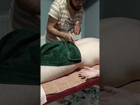Massage techniques that eliminate all back muscle pain #satisfying #relaxing #asmr #shorts #massage