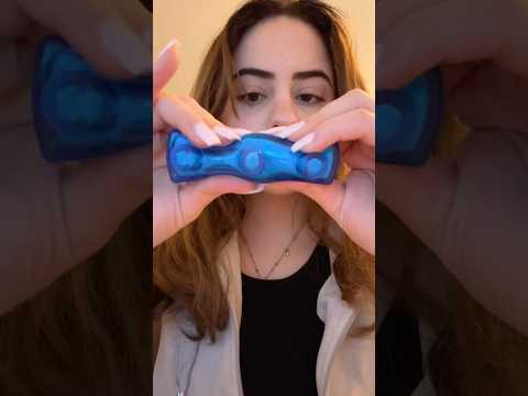 Jellyblock asmr #asmr #jellyblocks #stickyblocks #mouthsounds #lofiasmr #fidgettoys