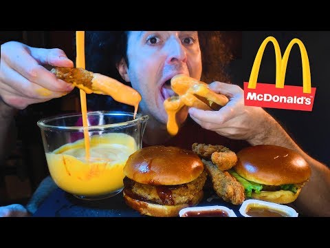 MCDONALDS CHICKEN CHEESE SAUCE FEAST ! BBQ, SPICY, BUTTERMILK * ASMR NO TALKING * | NOMNOMSAMMIEBOY