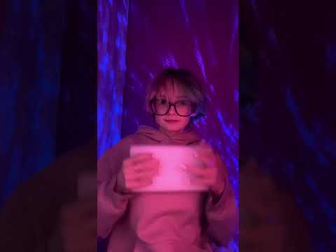 1 minute fast tapping asmr hehehe