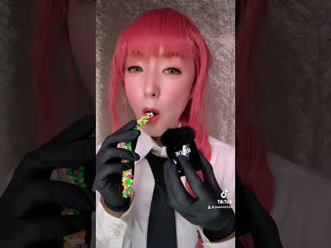 ASMR/Chainsaw Man MAKIMA eating sounds cosplay