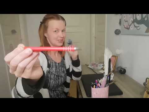 ASMR Suomi - Testataan uutta mikkiä kuiskaten ja työpöydän esittely