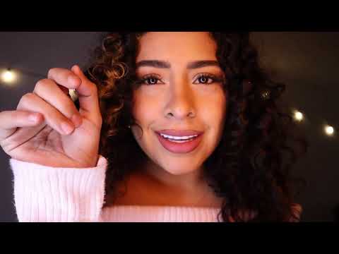ASMR RELAJANTE / TE MAQUILLO SUAVEMENTE
