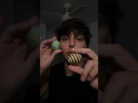 Las bolas de mi gato #asmr #dormir