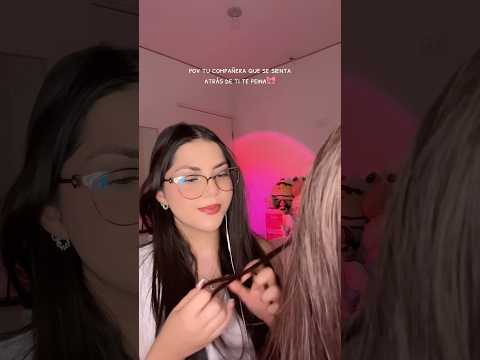 tu compañera juega con tu cabello🎀 #asmr #asmrhairbrushing #asmrhairplay #asmrpeinandote #asmrvideo