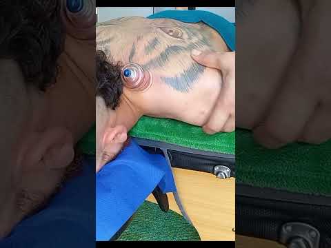 Masaje tejido profundo full body con futbolista #masajesterapeuticos