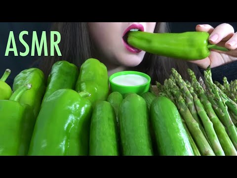 HEALTHY EATING ASMR Raw GREEN Veggie Platter [Peppers, Asparagus, Cucumber] Crunchy Sounds
