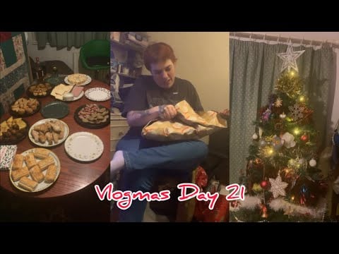 Vlogmas Day 21 - Celebrating Yule!!! 