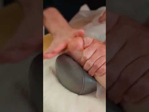 Painful foot massage for Eveline #footmassage
