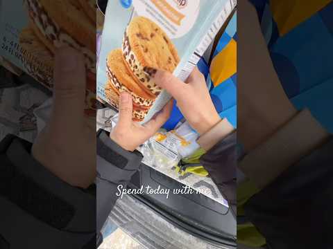 Quick shopping trip to Dunkin Donuts and Walmart #vlog #dunkindonuts #haul #walmart #mukbang #shorts