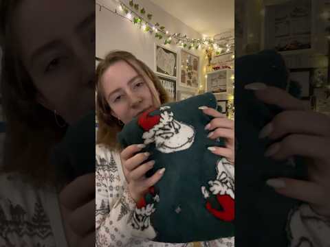 ASMR - Advent Day 25!🎅 #asmrfabricsounds #asmrfabricscratching