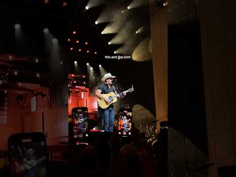 Head over boots for youuu #country #concert #countrymusicconcert #jonpardi #headoverboots