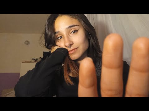 ASMR pero solo te toco la carita / asmr en español repetitivo con visuales