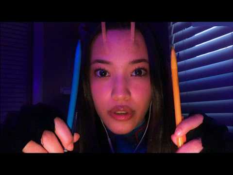 Mantis ASMR Light Triggers in the Dark | Follow My Instructions, Close Whispers for Sleep 🔦👽