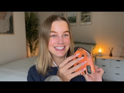 ASMR Trigger assortment (long nails + whispering) 