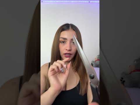 Solo las puntas, mor... ✂️ Te corto el pelo ASMR