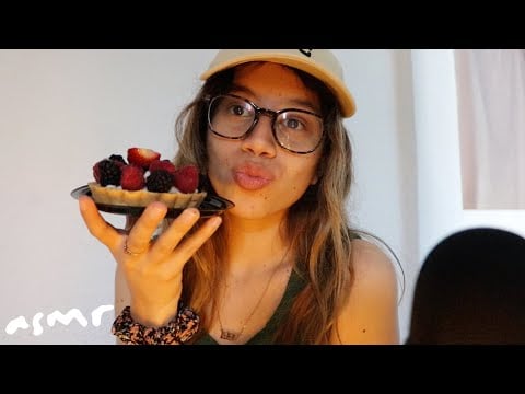 ASMR comiendo tarta de frutos rojos 🍓