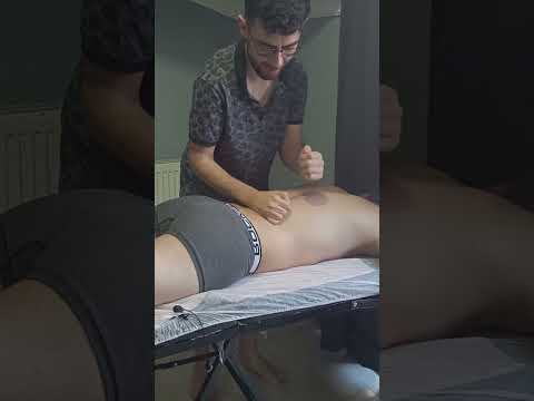 RELAXING TECHNIQUES FOR THE BACK AFTER SPORTS #satisfying #relaxing #asmr #shorts #massage