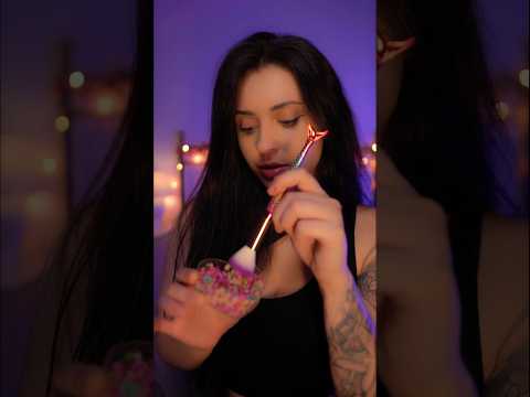 Caricias con brochita🌸  #asmr #asmrsounds #asmrvideo #brush #love #relax #shorts