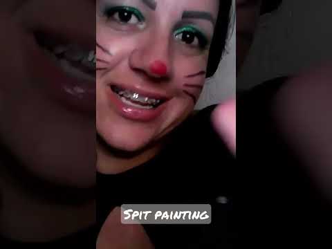 ASMR-SHORTS SPIT PAINTING COELHINHA TE DANDO BANHO DE GATO #shorts #asmr