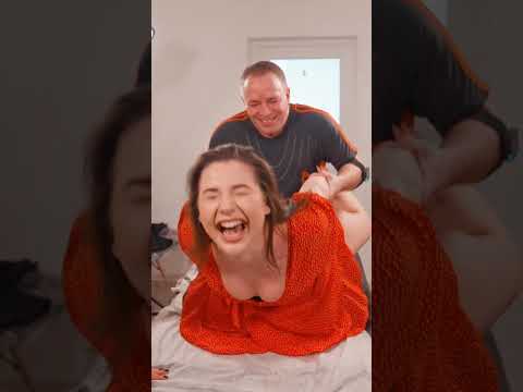 Original Stretching and Back Top Chiropractor for Anna | Fun and Pain Relief #chiropractor