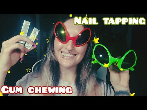 ASMR | GUM CHEWING🍬 & TINGLY NAIL TAPPING ON SUNGLASSES😎💅