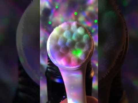 28 Seconds Face Brush #7on1s #7on1sasmr #tingles #shorts