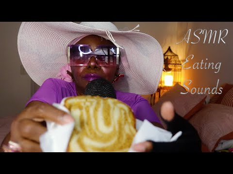 DUNKINS SEASONAL 🎃 PUMKIN LAOF ASMR EATING SOUNDS