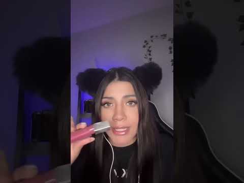 ASMR   Tu prima pequeña te maquilla 🥹❤️IG： Anny asmr #asmr #susurros #asmrsounds #inaudibles #short