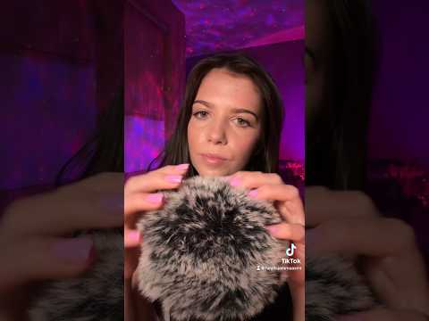 Fluffy mic scratching 🎤 #asmr #randomtriggers #asmrtriggers #tingles #relax #relaxingtriggers