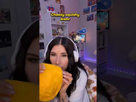 Cheese squishy 💛 #asmrcommunity #relax #newasmr