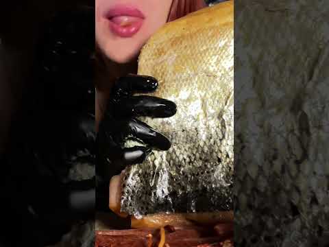 This sound will blow your mind… 😳🐟#asmr #shorts