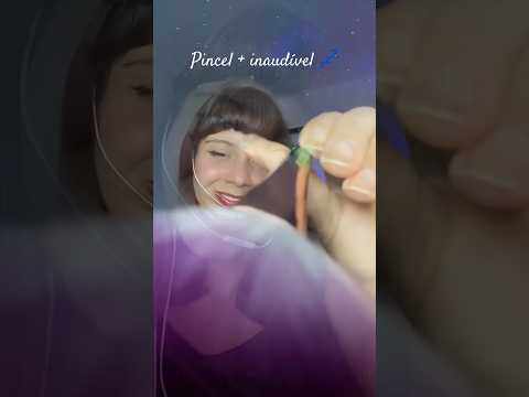 ASMR Pincel na Tela + Sussurros Inaudíveis 💨 Sons de Boca Relaxantes #shorts