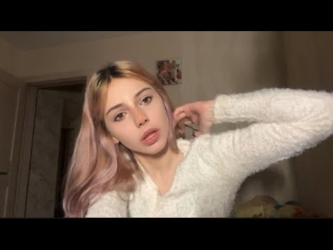 asmr фудкортница лезет к тебе