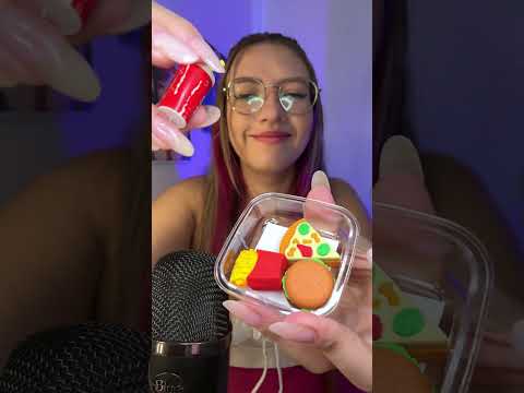 Não diga nada apenas coma tudinho 😌🍔🎧 #asmr  #mouthwhisper #fabricscratching #relax #visualtingle