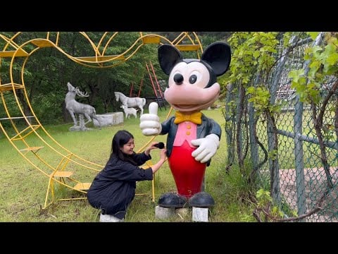 ASMR WITH CHARACTER 👑🍄 50+ triggers/ camera tapping, scratching 🐰