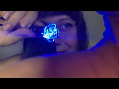 ASMR 🧿 EXAME DE VISTA DIFERENTE (MODERNO) Apenas Com Essa LUZ (Eye exam - Light)