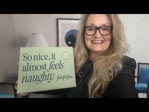 ASMR Winter FabFitFun Unboxing ❄️☃️❄️ Beauty Haul