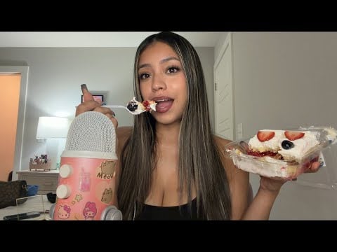 ASMR eating cake mukbang 🍰 (eating sounds)